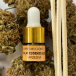 Olio essenziale di canapa bio puro al 100% - Confezione da 1,5 ml con contagocce